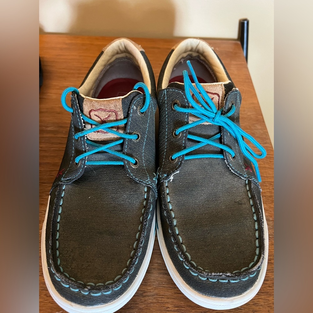 Twisted X woman’s size 8